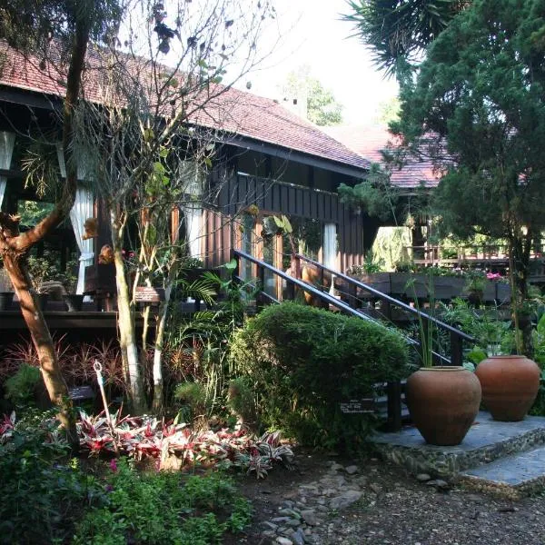 Villa Darakorn Hill Country House，位于Ban Fang Min的酒店