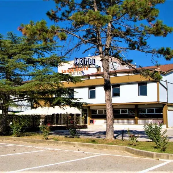 Hotel Santa Lucia，位于Pilonico Paterno的酒店
