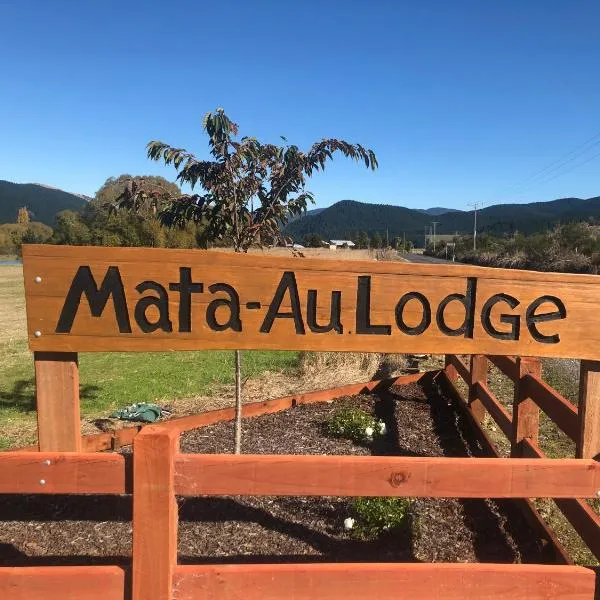 Mata-au Lodge，位于Millers Flat的酒店