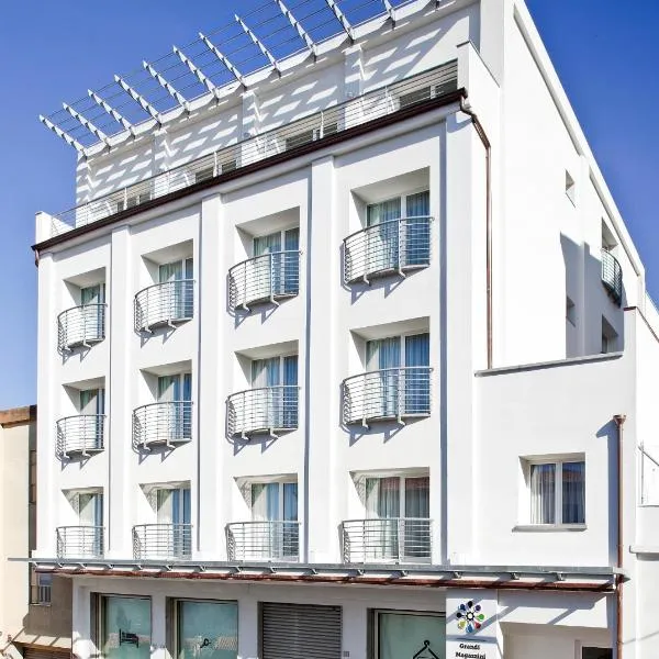 Residence Hotel Grandi Magazzini，位于努奥罗的酒店