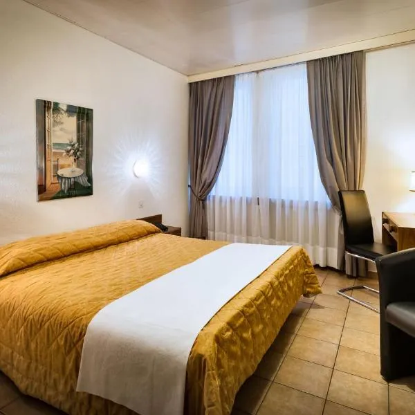黛尔安格洛酒店，位于隆科索普拉阿斯科纳的酒店