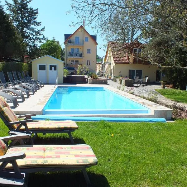 Ferienobjekt beim Steinmetzen，位于拉德博伊尔的酒店