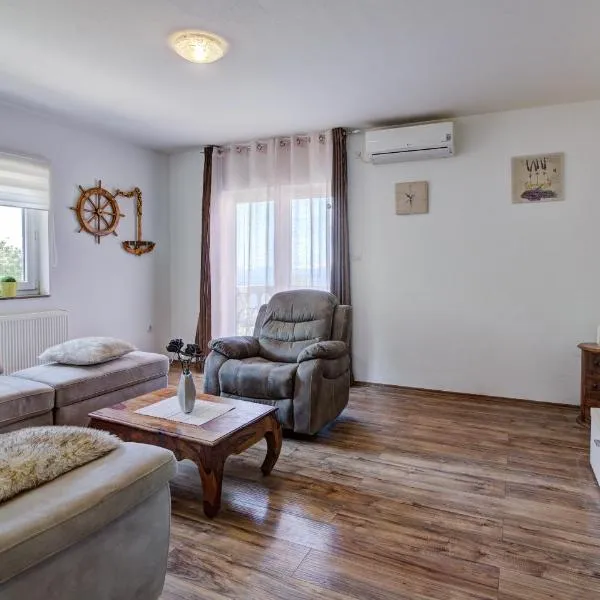 Apartment Senia，位于塞尼的酒店