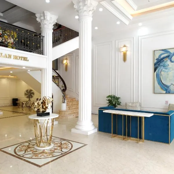 Khách sạn Ngọc Lan Hạ Long Hotel，位于下龙湾的酒店