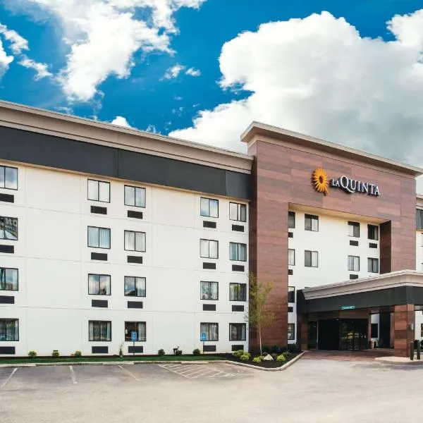 辛辛那提东北-梅森拉金塔旅馆及套房酒店，位于拉夫兰的酒店