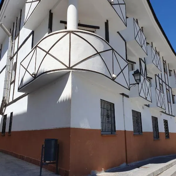 Apartamentos Duquesa Sierra Nevada，位于皮诺斯赫尼尔的酒店