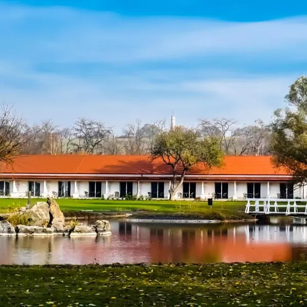 Pannónia Golf & Country Club，位于Obarok的酒店