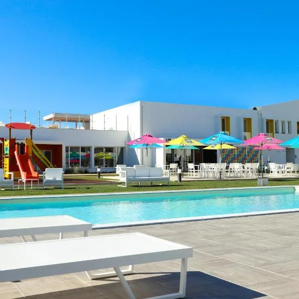 RIDE Surf Resort & Spa，位于Abelheira的酒店