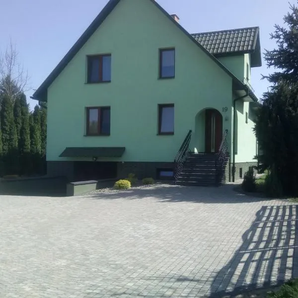 Apartament nad zalewem przy plaży，位于Pionki的酒店