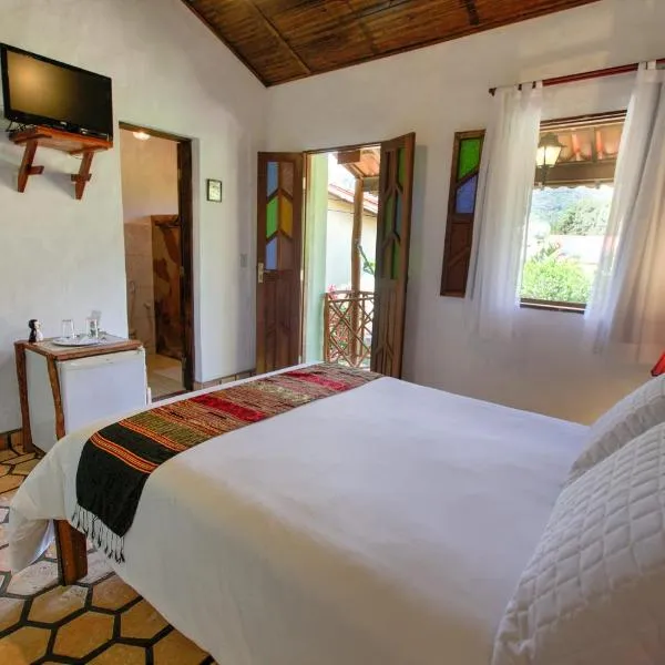 Pousada e Hostel Pé no Mato，位于韦尔卡鲍的酒店