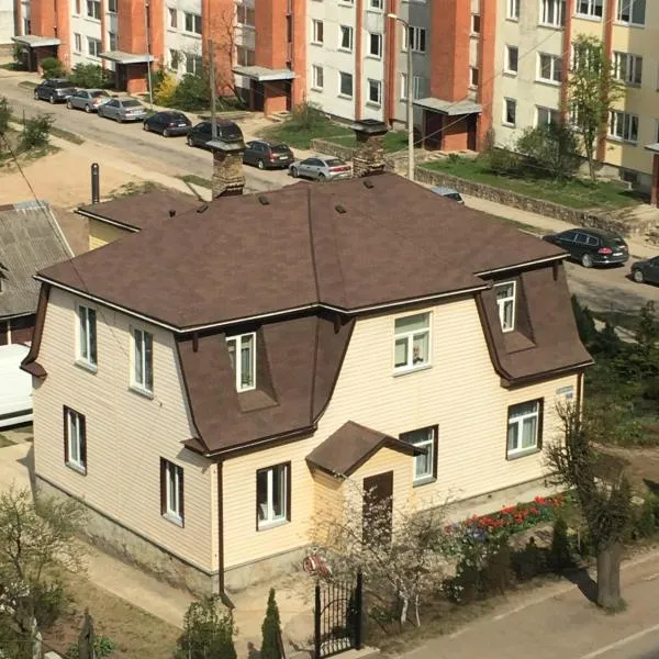 AV Apartment，位于Mortiški的酒店