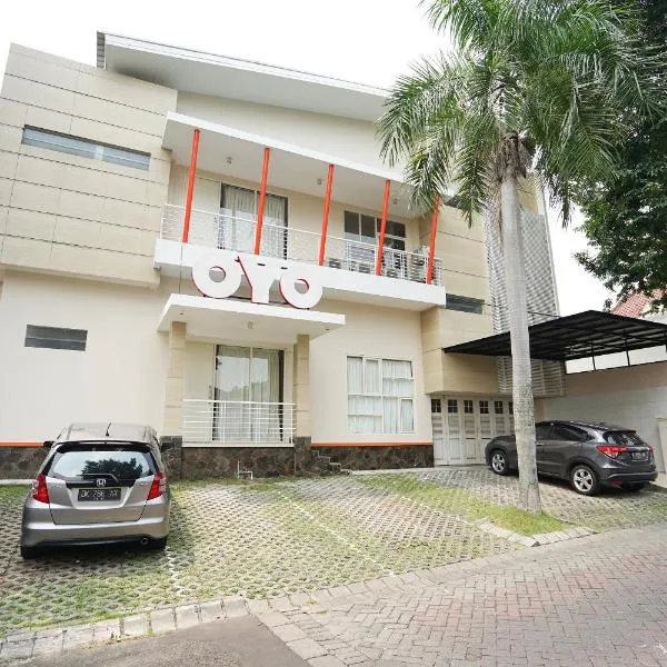 SUPER OYO 782 Menjangan Residence at Citraland 1，位于Lontar的酒店