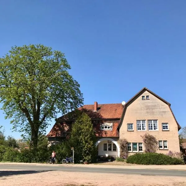 Zum Bothmerschen Krug，位于Neudorf Rodewald的酒店