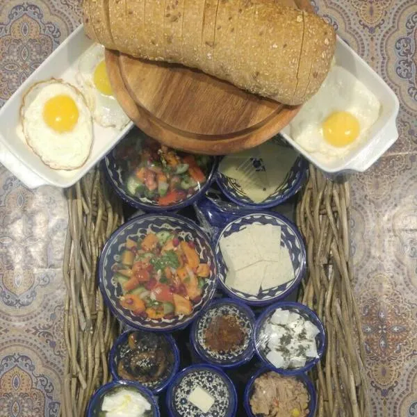 Gallerita，位于Manot的酒店