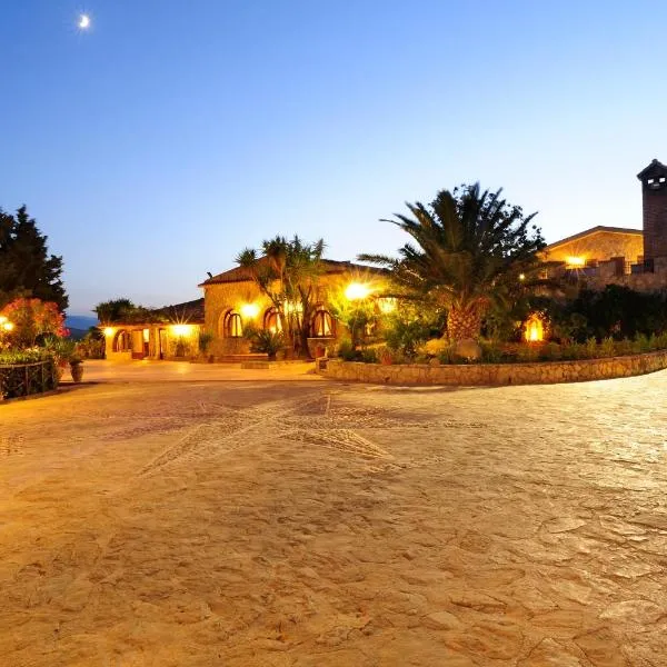 达芙妮别墅酒店，位于阿利亚的酒店