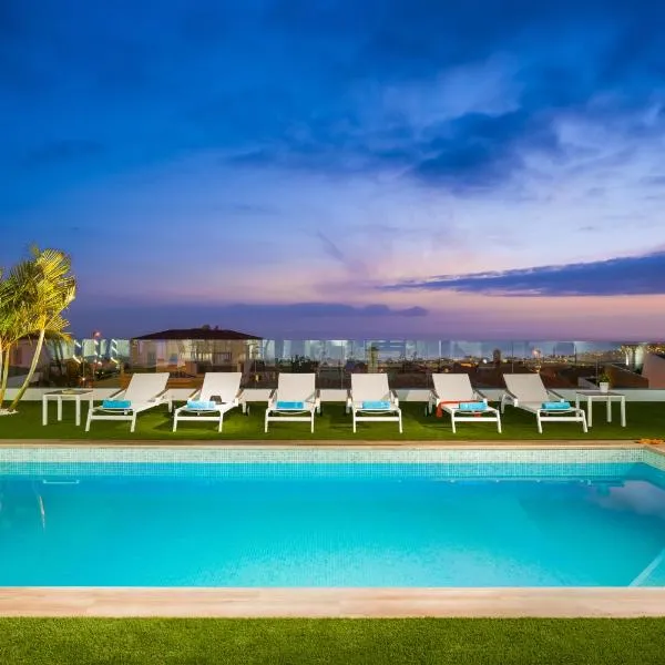 VILLA VALENTINA OCEAN VIEW HEATED Pool，位于洛斯克里斯蒂亚诺斯的酒店