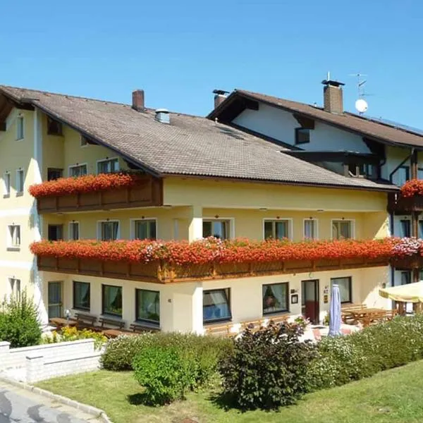 Hotel Märchenwald，位于Grainet的酒店