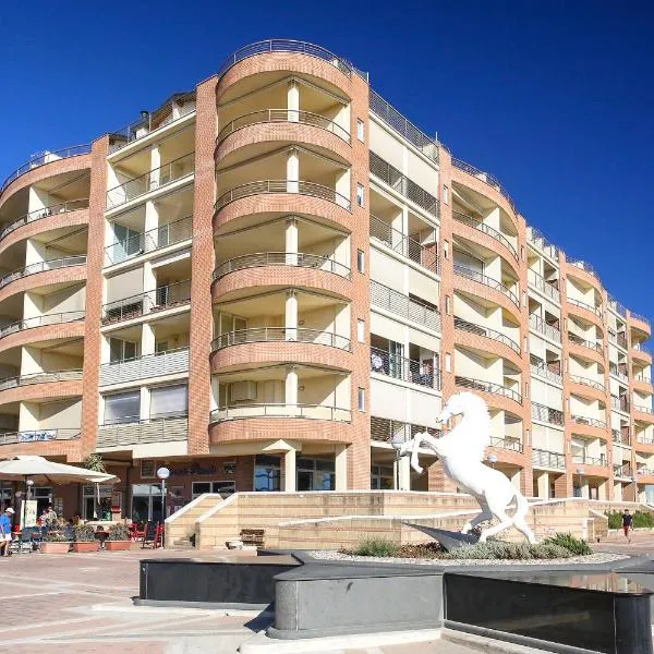 地中海公寓酒店，位于普林希匹纳马尔的酒店