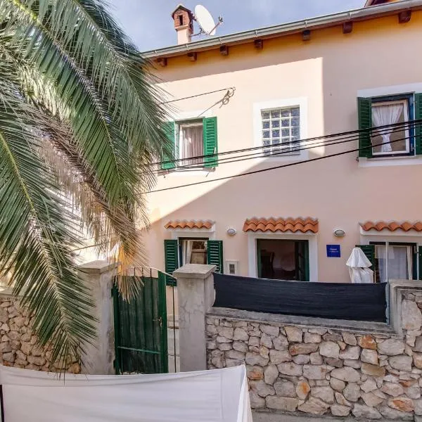 apartman Nataša，位于木洛希尼的酒店