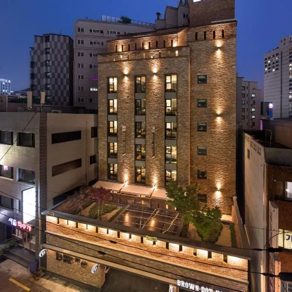 Brown Dot Hotel Seomyeon，位于釜山的酒店