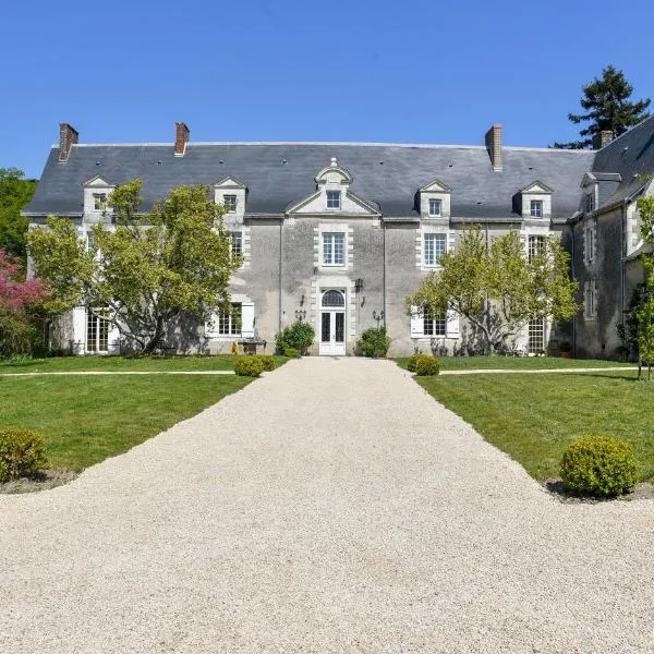 Château de la Grand'cour，位于Grandchamp-des-Fontaines的酒店