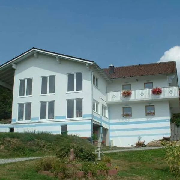 Ferienwohnung Brunner，位于Perlesreut的酒店