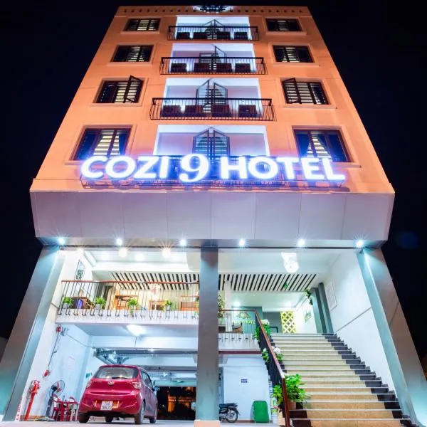 Cozi 9 Hotel，位于Tiện Hội的酒店
