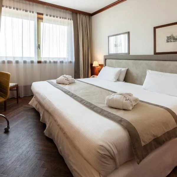 Hotel Catullo，位于圣马尔蒂诺博纳尔贝尔戈的酒店