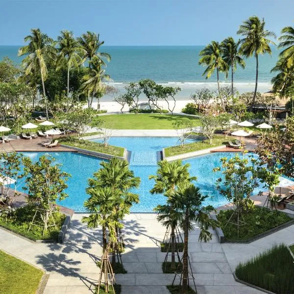 摄政酒店丽晶七岩海滩度假胜地，华欣（Hua Hin），位于七岩的酒店