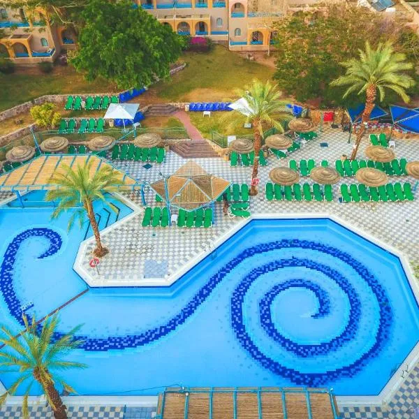 Club In Eilat - Coral Beach Villa Resort，位于埃拉特的酒店