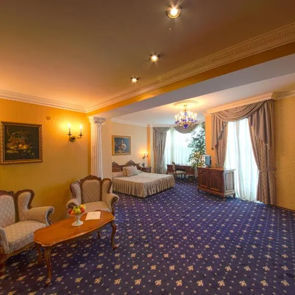 伦敦格兰酒店，位于Kumanovo的酒店