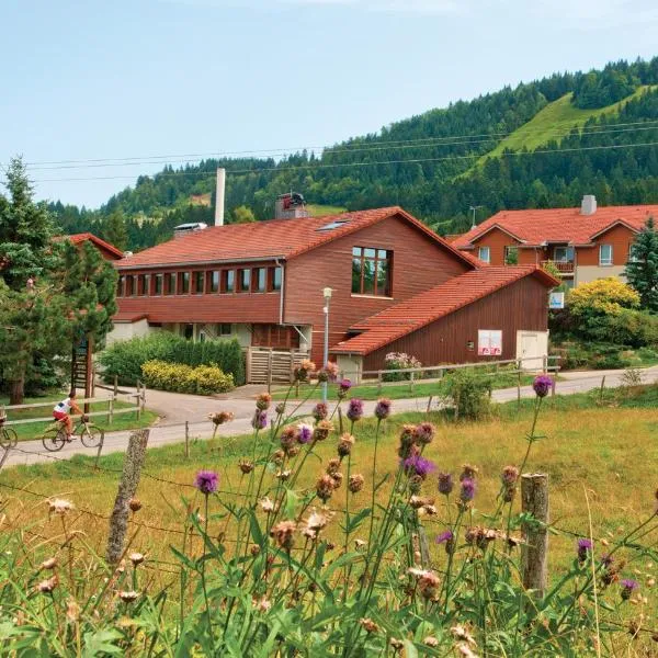 Azureva Métabief，位于梅塔比耶的酒店