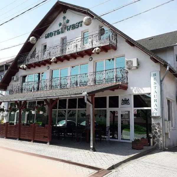 Westmotelrestaurant，位于Pădurea Urziceni的酒店