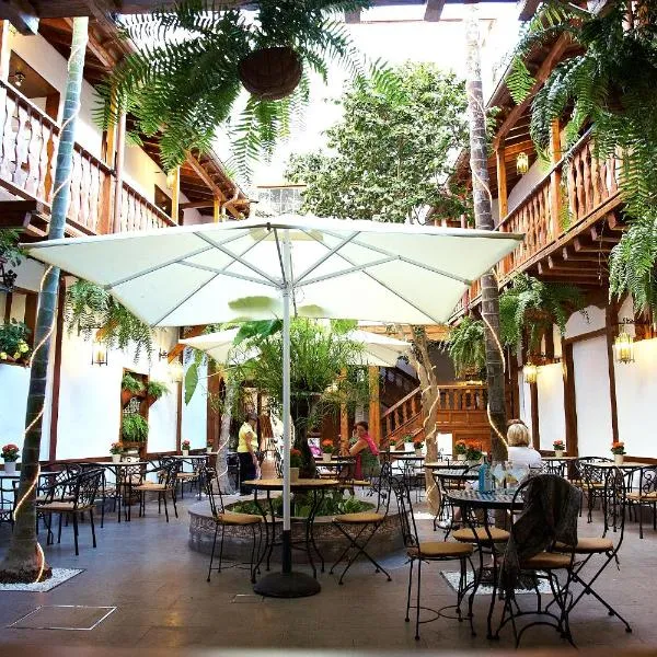 埃姆布勒玛提卡圣奥古斯丁酒店，位于伊科德洛斯维诺斯的酒店