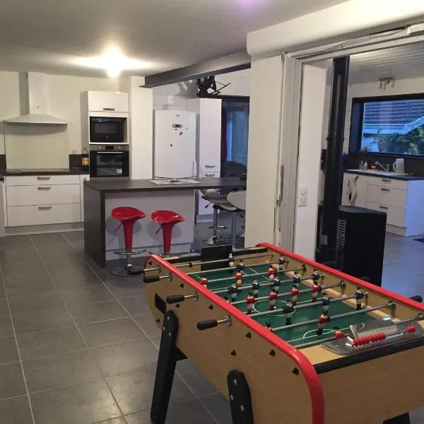 Maison spacieuse tout confort 10 personnes，位于Meilhan的酒店