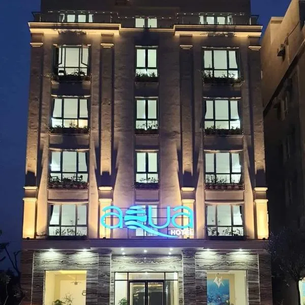 AQUA Hotel - Hải tiến Resort，位于Mỹ Ðuc的酒店
