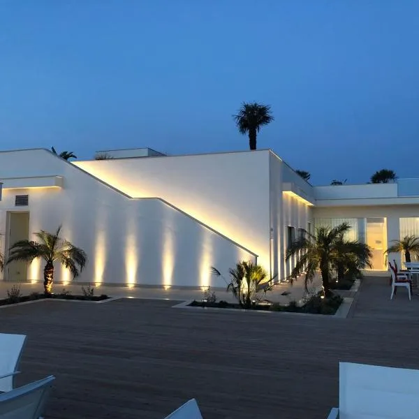 Modica Beach Resort，位于Casa Serrafiori的酒店