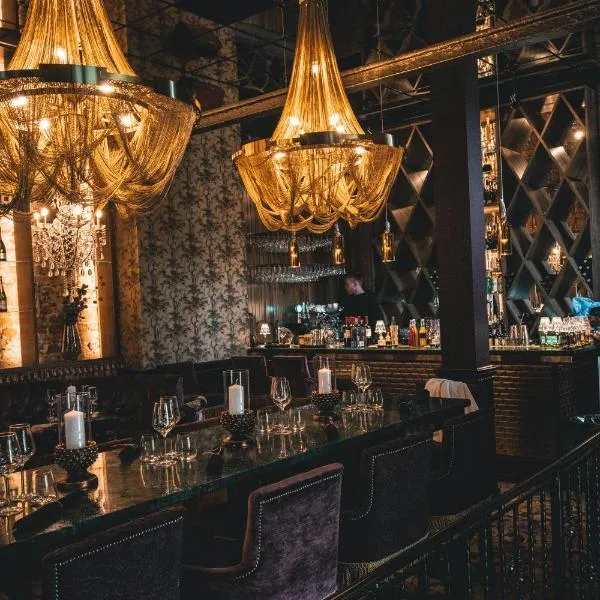 Mojo Hotell，位于厄勒布鲁的酒店