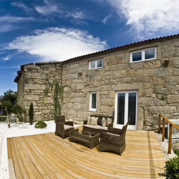 RH卡萨斯代坎普设计乡村民宿，位于帕拉达的酒店