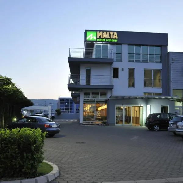 Hotel Malta，位于Bovani的酒店