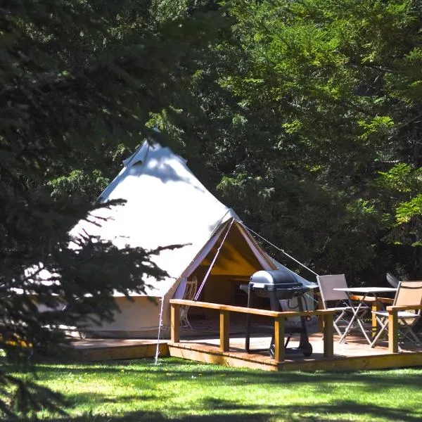 Glamping at Camping La Source，位于Beaurières的酒店