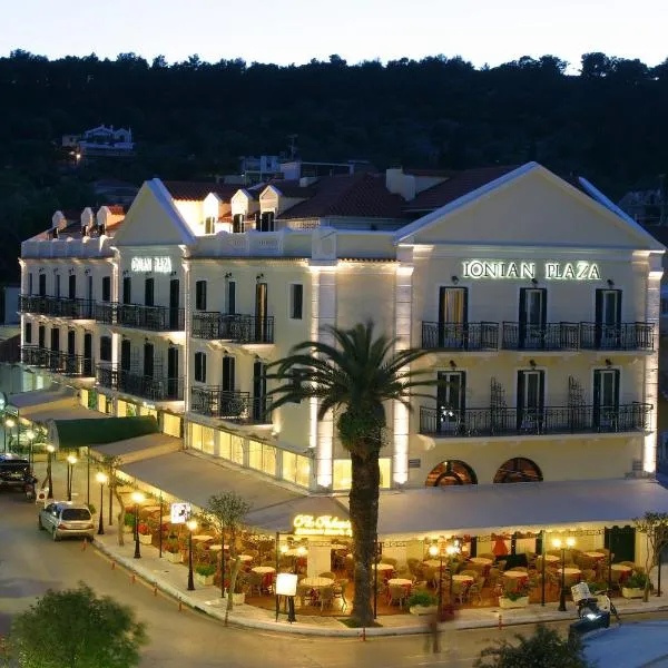 Ionian Plaza Hotel & Spa，位于阿尔戈斯托利翁的酒店