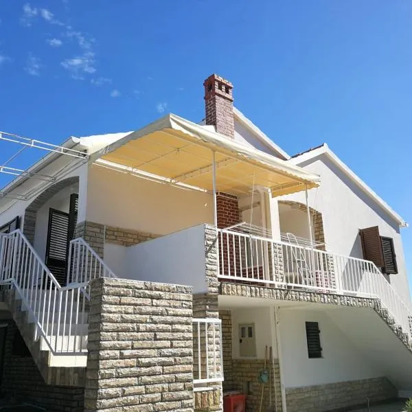 Apartments KUS Ugljan，位于Island Osljak的酒店