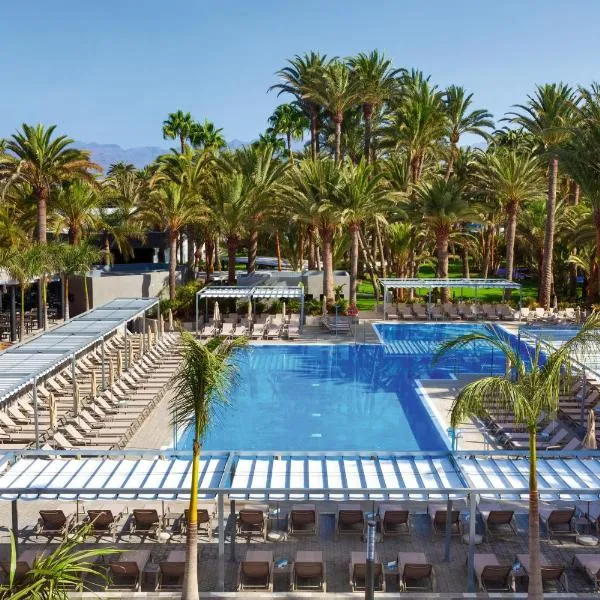 Hotel Riu Palace Oasis，位于梅罗那瑞斯的酒店