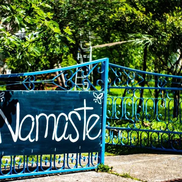 Namaste Hostel & Camping，位于巴尔的酒店