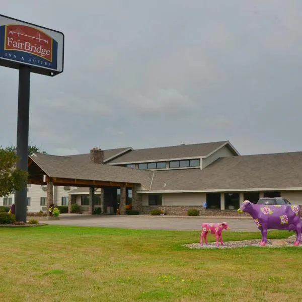 FairBridge Inn & Suites Thorp，位于Thorp的酒店