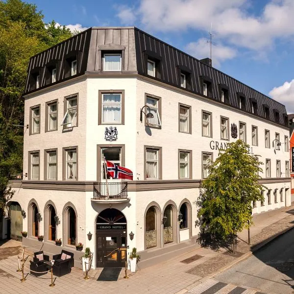 Grand Hotel Arendal - Unike Hoteller，位于Horvenes的酒店