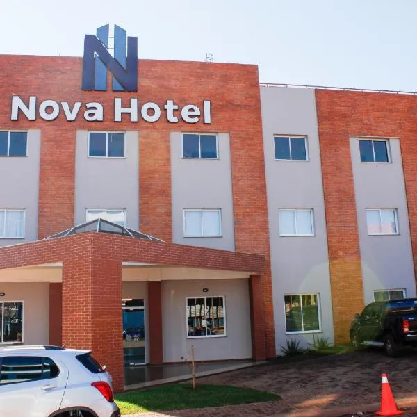 诺瓦酒店，位于Hernandarias的酒店