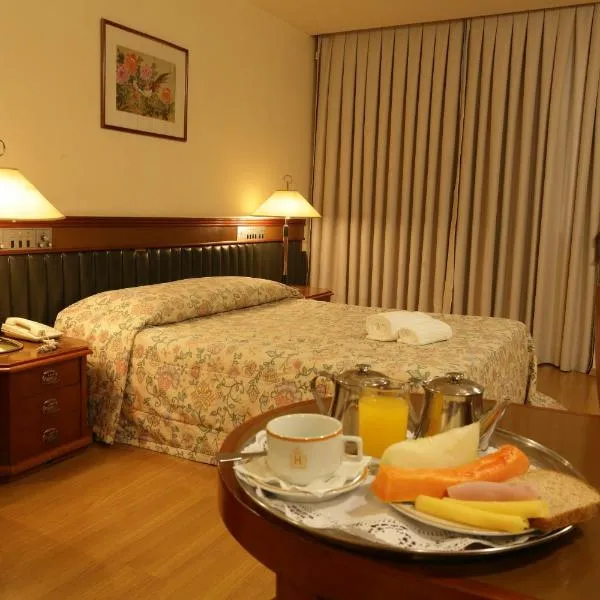 格兰科罗纳酒店，位于圣保罗的酒店