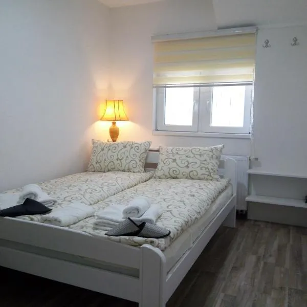 Apartments&Rooms Mido，位于Grm的酒店